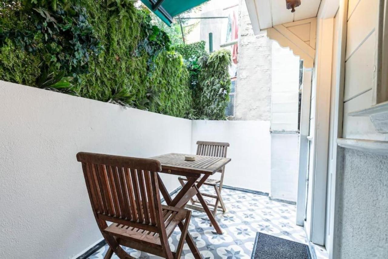 Historical 4-Br Home Steps From Besiktas Stadium & Bosphorus Views - Prime Nisantasi Location! Стамбул Экстерьер фото